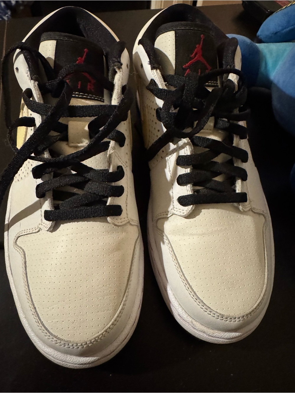 NEW Nike Air Jordan Low-Top Sneakers - Picture 6 of 7